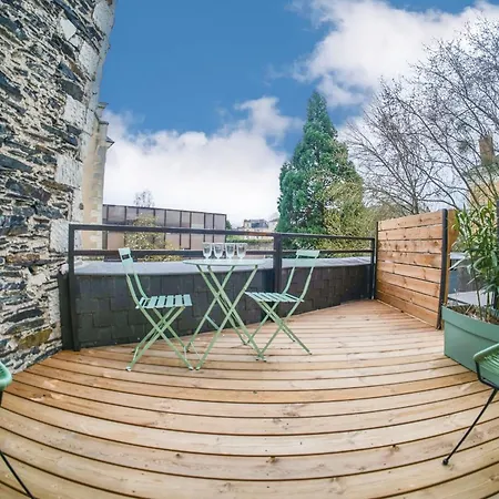 Apartament Joli Avec Terrasse - Proche Chateau - 2 Personnes *